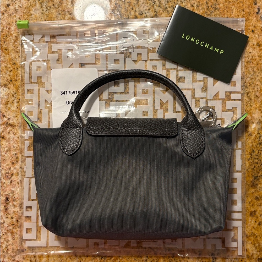 Longchamp Le Pilage Green Pouch with Strap and insert - Picture 6 of 16